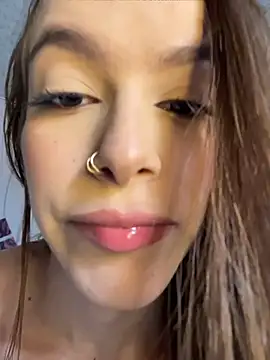 Snapshot of alysa_g_ chatting on 07-27-26, 10:17 alysa g online show from 07-27-26, 10:17