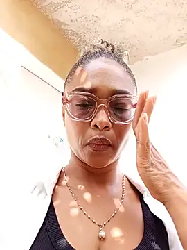 BiiancaEstradaa online show from 06-23-26, 01:53