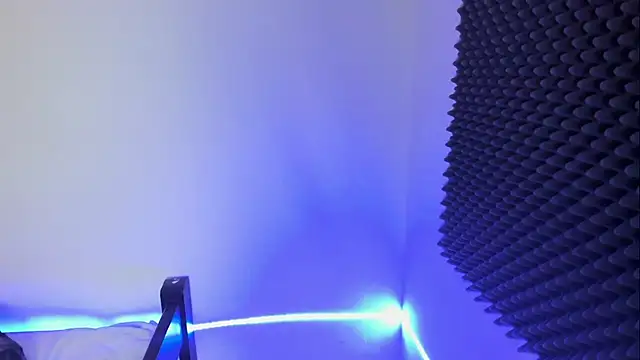 Snapshot of Ellope_ chatting on 10-07-25, 03:36 Ellope online show from 10-07-25, 03:36