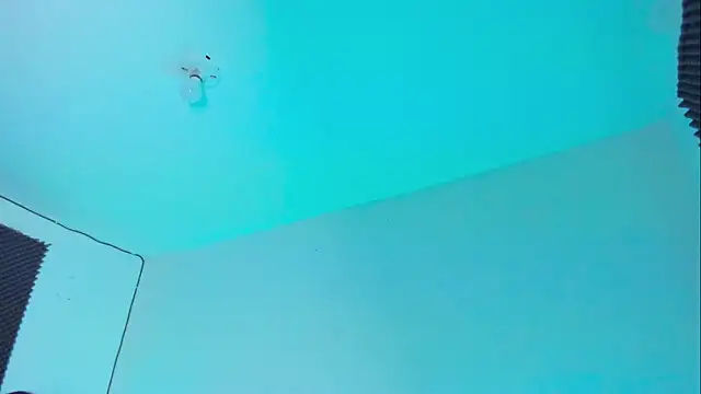 Snapshot of Ellope_ chatting on 10-29-25, 12:24 Ellope online show from 10-29-25, 12:24