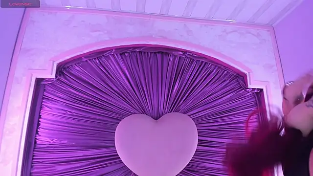 Lushi Love online show from 05-10-26, 03:12