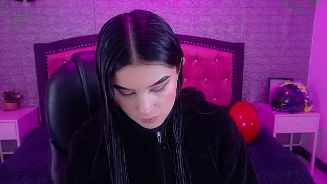 Natalie loffreda online show from 02-24-26, 03:04