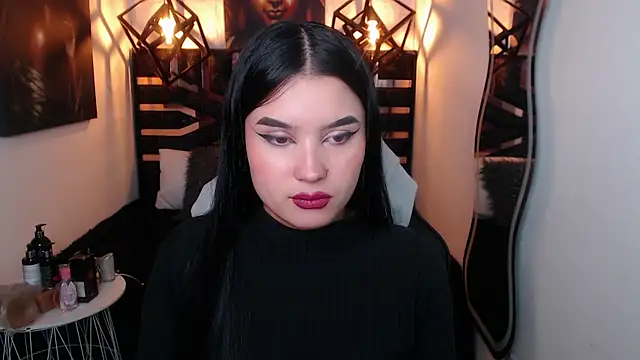 Natalie loffreda online show from 04-10-26, 08:02