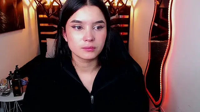 Natalie loffreda online show from 04-13-26, 07:41