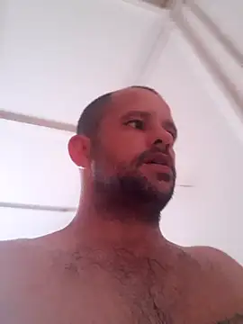 Snapshot of Lekewarmele chatting on 11-02-25, 03:36 Lekewarmele online show from 11-02-25, 03:36