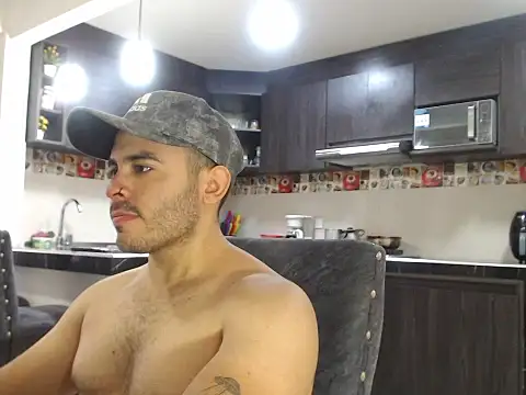 Snapshot of Ana_ThiagoxX chatting on 10-12-25, 07:13 Ana ThiagoxX online show from 10-12-25, 07:13