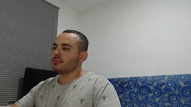 Snapshot of Ana_ThiagoxX chatting on 02-03-26, 06:40 Ana ThiagoxX online show from 02-03-26, 06:40