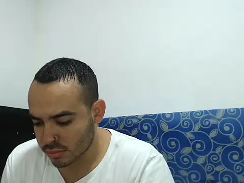 Snapshot of Ana_ThiagoxX chatting on 02-04-26, 07:42 Ana ThiagoxX online show from 02-04-26, 07:42