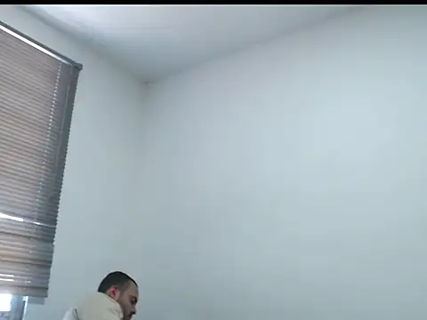 Snapshot of Ana_ThiagoxX chatting on 03-16-26, 07:29 Ana ThiagoxX online show from 03-16-26, 07:29