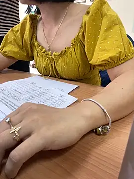 Snapshot of -NhaKy22 chatting on 09-12-25, 12:55 -NhaKy22 online show from 09-12-25, 12:55