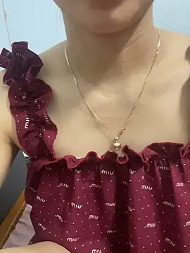 Snapshot of -NhaKy22 chatting on 10-08-25, 02:25 -NhaKy22 online show from 10-08-25, 02:25