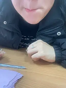 Snapshot of -NhaKy22 chatting on 01-10-26, 02:35 -NhaKy22 online show from 01-10-26, 02:35