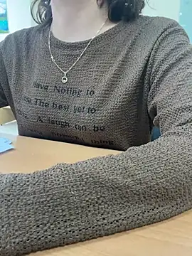 Snapshot of -NhaKy22 chatting on 02-27-26, 01:16 -NhaKy22 online show from 02-27-26, 01:16