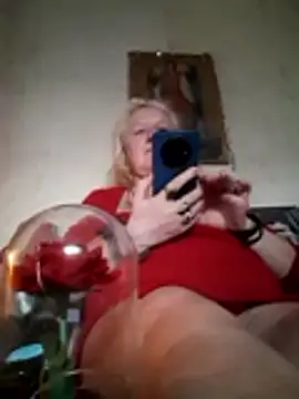 LoveCupid5451 online show from 11-18-25, 09:36