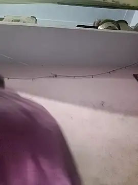 Snapshot of Riya_hot12 chatting on 09-12-25, 05:13 Riya hot12 online show from 09-12-25, 05:13