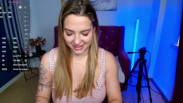 Emma  Ross online show from 06-14-26, 02:24