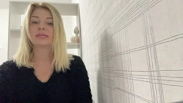 Blondie xoxoxo online show from 09-26-25, 10:52