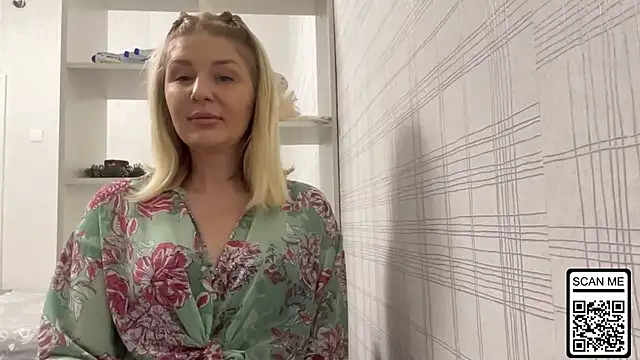 Blondie xoxoxo online show from 11-23-25, 06:41