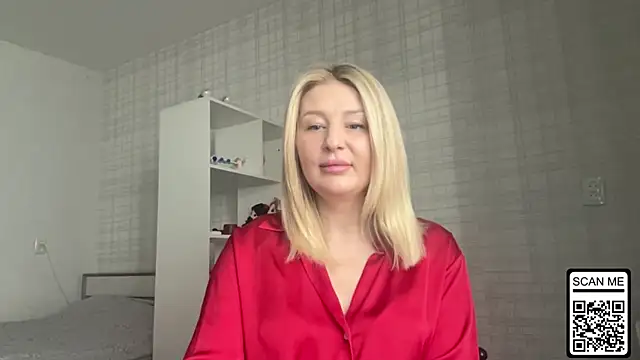 Blondie xoxoxo online show from 02-08-26, 09:34