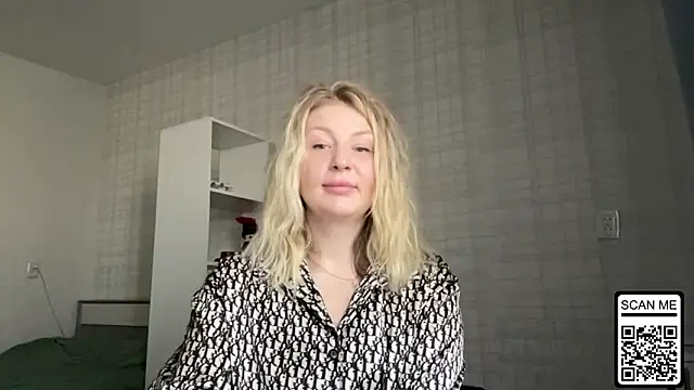 Blondie xoxoxo online show from 03-10-26, 08:08