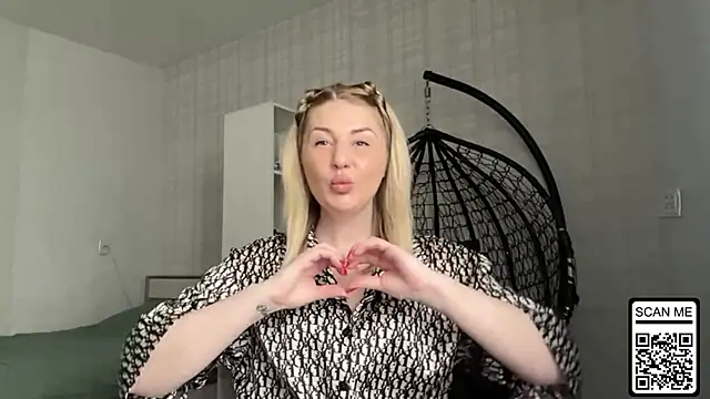 Blondie xoxoxo online show from 04-29-26, 09:35