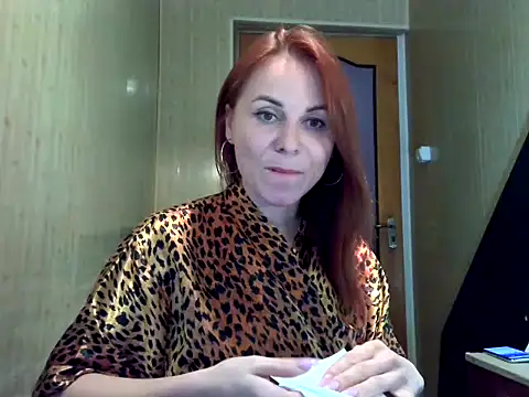 Kisa26311 online show from 10-29-25, 09:33