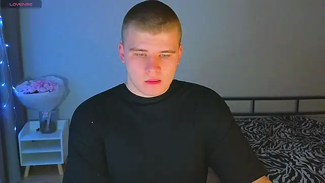 kittenmurr online show from 10-30-25, 05:46