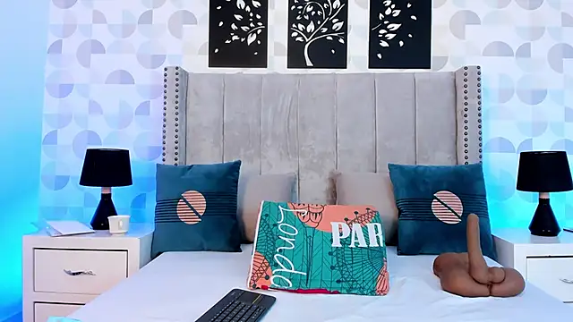 Snapshot of natasha_moreno chatting on 02-19-26, 12:34 natasha moreno online show from 02-19-26, 12:34