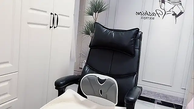 Snapshot of Ianxuan chatting on 10-03-25, 12:51 Ianxuan online show from 10-03-25, 12:51