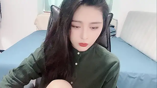 Snapshot of Ianxuan chatting on 12-04-25, 05:17 Ianxuan online show from 12-04-25, 05:17