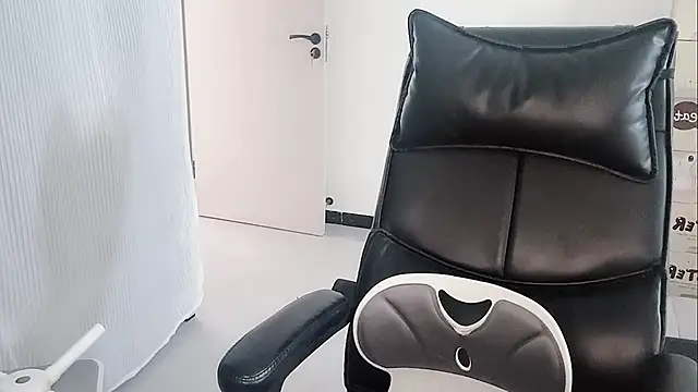 Snapshot of Ianxuan chatting on 01-06-26, 06:28 Ianxuan online show from 01-06-26, 06:28