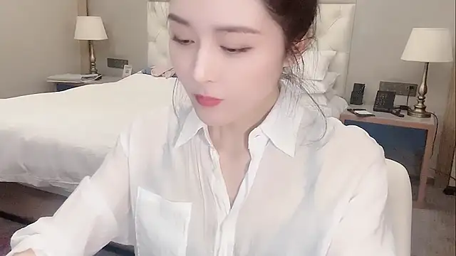 Snapshot of Ianxuan chatting on 04-03-26, 06:22 Ianxuan online show from 04-03-26, 06:22