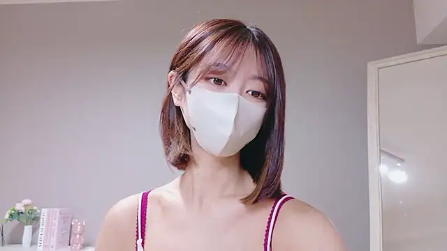 Yuna-ch online show from 10-05-25, 07:39