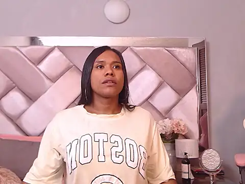 Ashleyroberst online show from 10-18-25, 10:27