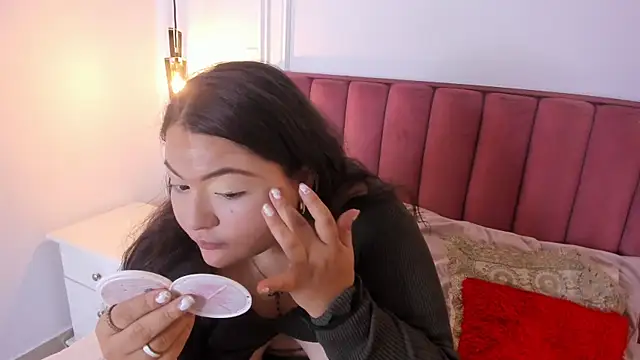 Snapshot of Tessa_Sinclaire chatting on 01-07-26, 08:11 Tessa Sinclaire online show from 01-07-26, 08:11