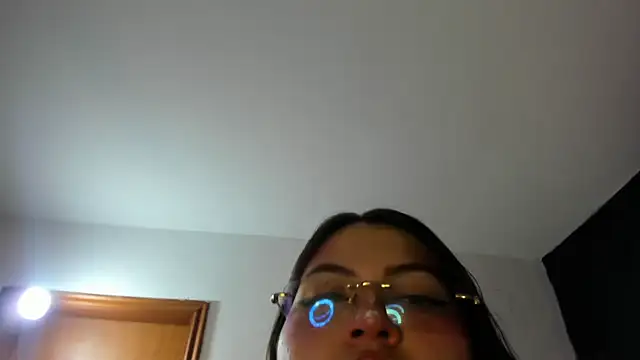 Tessa Sinclaire online show from 06-26-26, 08:24