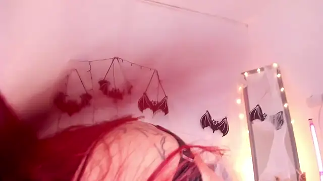 Snapshot of Kathybecker chatting on 10-16-25, 02:51 Kathybecker online show from 10-16-25, 02:51