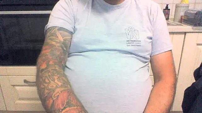 Snapshot of lukeluke69 chatting on 09-19-25, 11:27 lukeluke69 online show from 09-19-25, 11:27