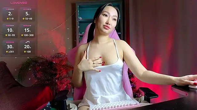 Mary Driden online show from 12-22-25, 03:53