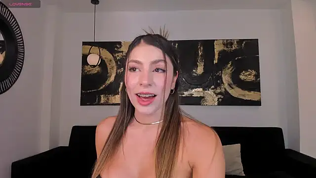 Snapshot of MaddisonTaylor1 chatting on 10-15-25, 07:36 MaddisonTaylor1 online show from 10-15-25, 07:36