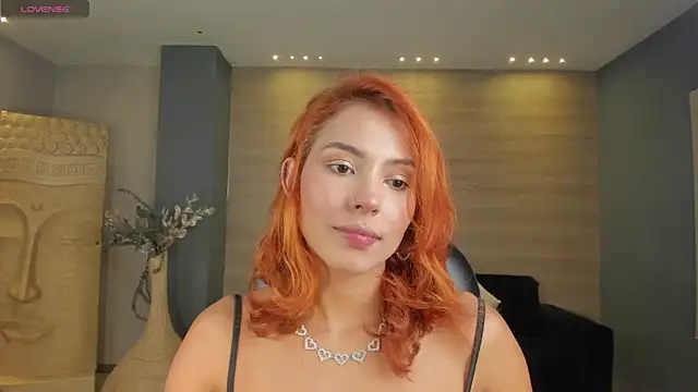 AmberColors  online show from 10-06-25, 07:33