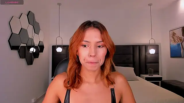 AmberColors  online show from 04-23-26, 07:27