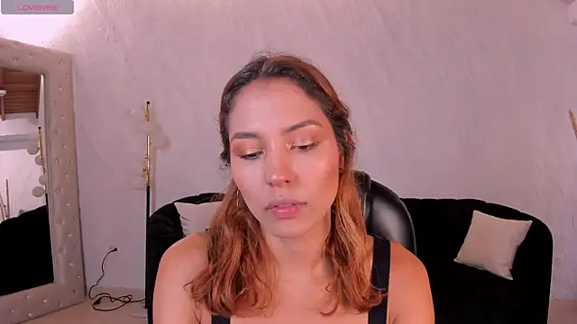 AmberColors  online show from 04-29-26, 07:09