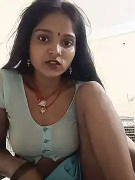 Snapshot of Harini_Gautam chatting on 07-20-26, 04:42 Harini Gautam online show from 07-20-26, 04:42