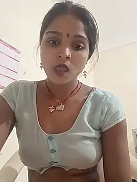 Snapshot of Harini_Gautam chatting on 07-22-26, 05:49 Harini Gautam online show from 07-22-26, 05:49