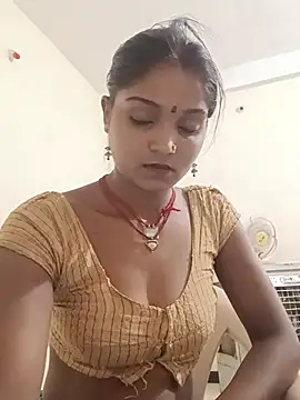 Snapshot of Harini_Gautam chatting on 07-27-26, 10:06 Harini Gautam online show from 07-27-26, 10:06