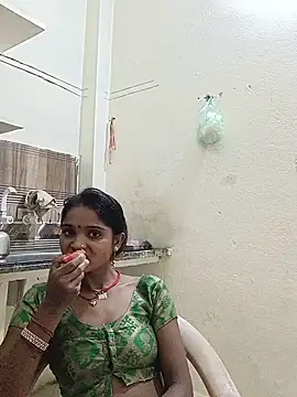 Snapshot of Harini_Gautam chatting on 07-30-26, 12:15 Harini Gautam online show from 07-30-26, 12:15