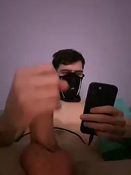 Snapshot of tok_lo24 chatting on 01-18-26, 11:52 tok lo24 online show from 01-18-26, 11:52