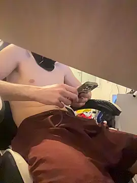 Snapshot of tok_lo24 chatting on 02-15-26, 01:09 tok lo24 online show from 02-15-26, 01:09