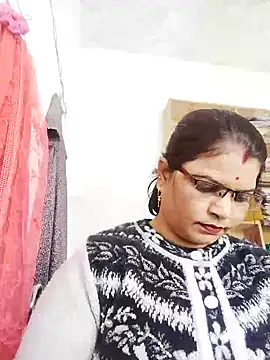 Bhavna hot online show from 12-19-25, 07:59